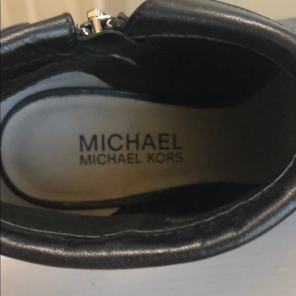 Michael Kors peep toe booties - Picture 6 of 6